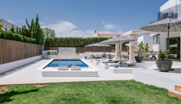 Resa Estates Ibiza villa for sale te koop sant jordi modern pool area 2.jpg